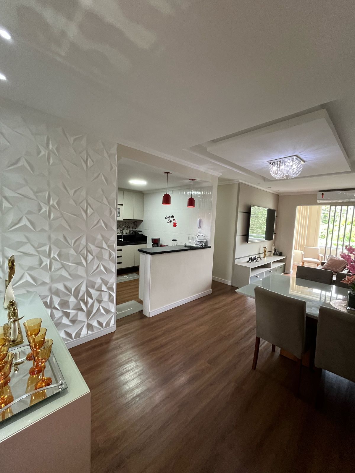 Apartamento Condomínio Laranjeiras Village - Reformado