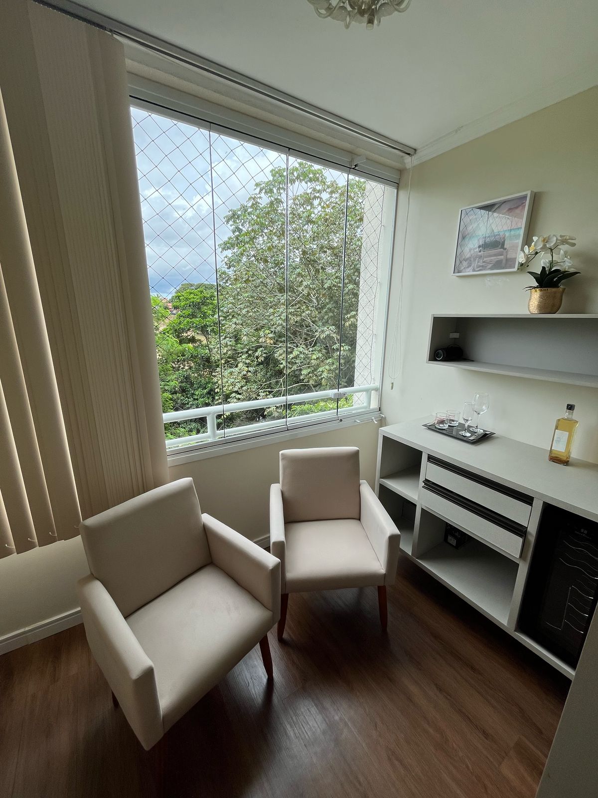 Apartamento Condomínio Laranjeiras Village - Reformado