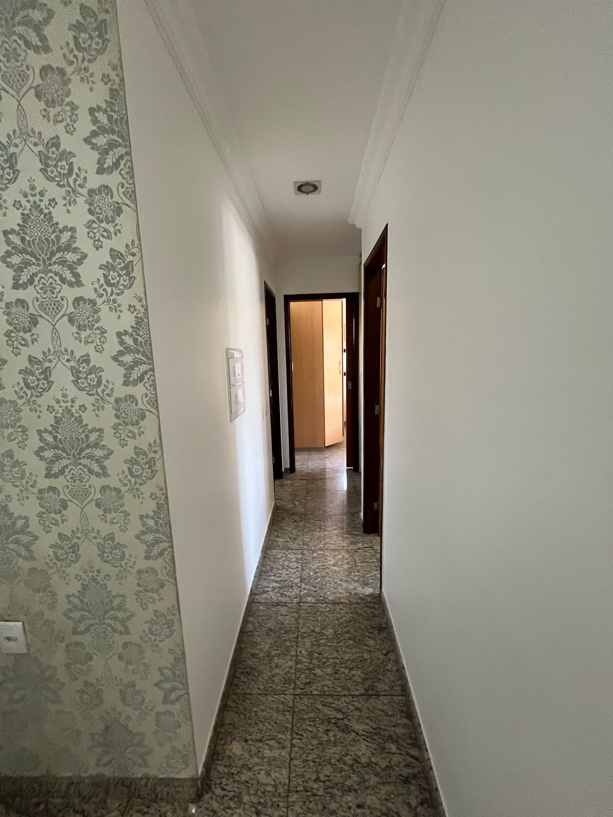 Aluguel Apartamento Vieiralves - 3 quartos