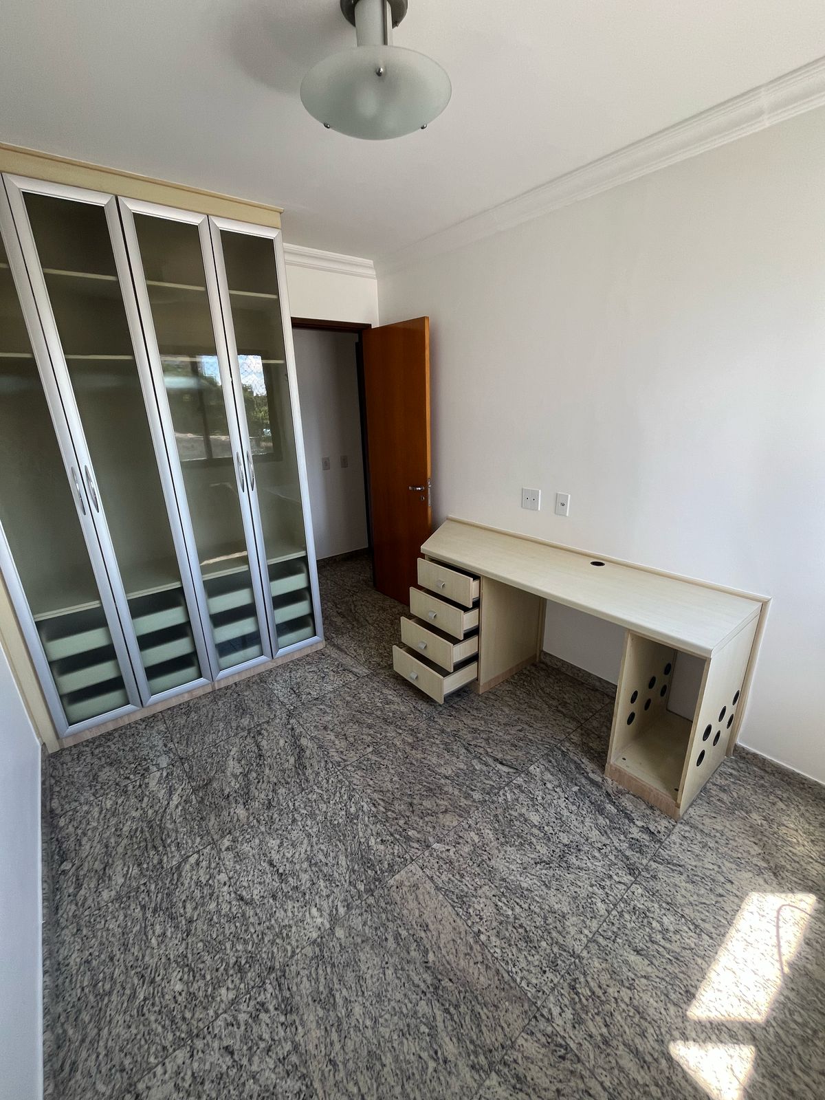 Aluguel Apartamento Vieiralves - 3 quartos