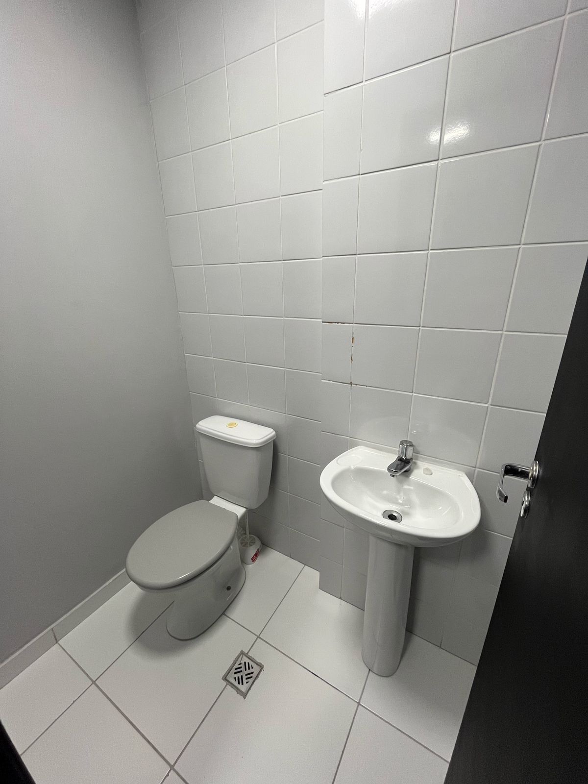Vendo Sala Comercial Eliza Miranda - Japiim