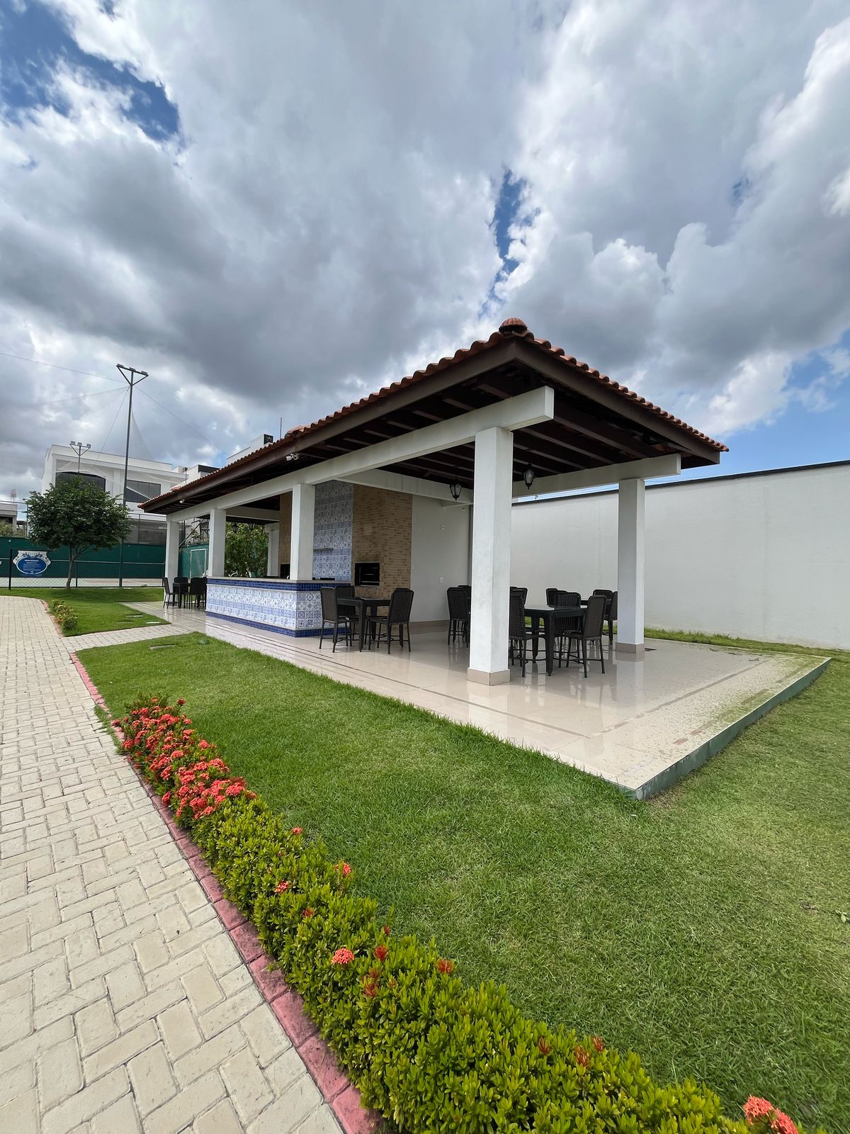 Vendo Lote no Residencial Estoril 