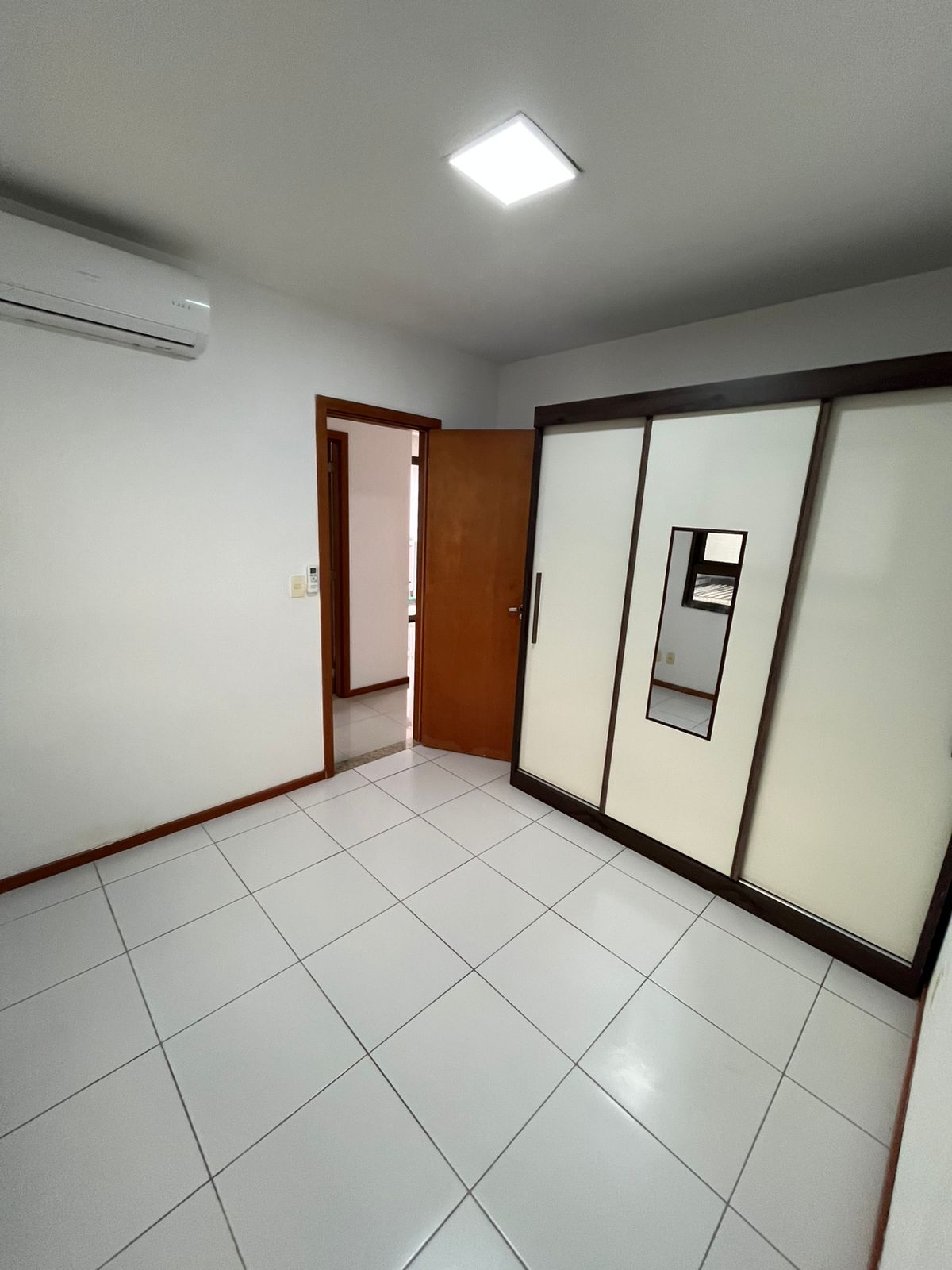 Aluguel Apartamento 2 quartos Dom Pedro - Cond. Thiago de Melo