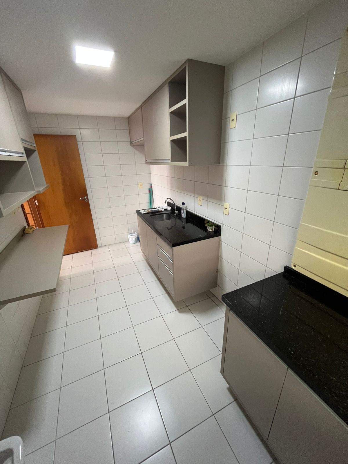Aluguel Apartamento 2 quartos Dom Pedro - Cond. Thiago de Melo