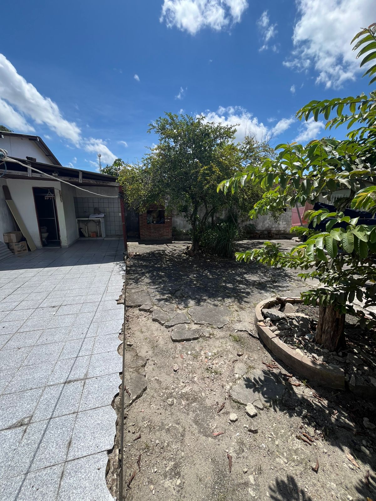 Venda Casa Cidade Nova Núcleo 5 - De esquina