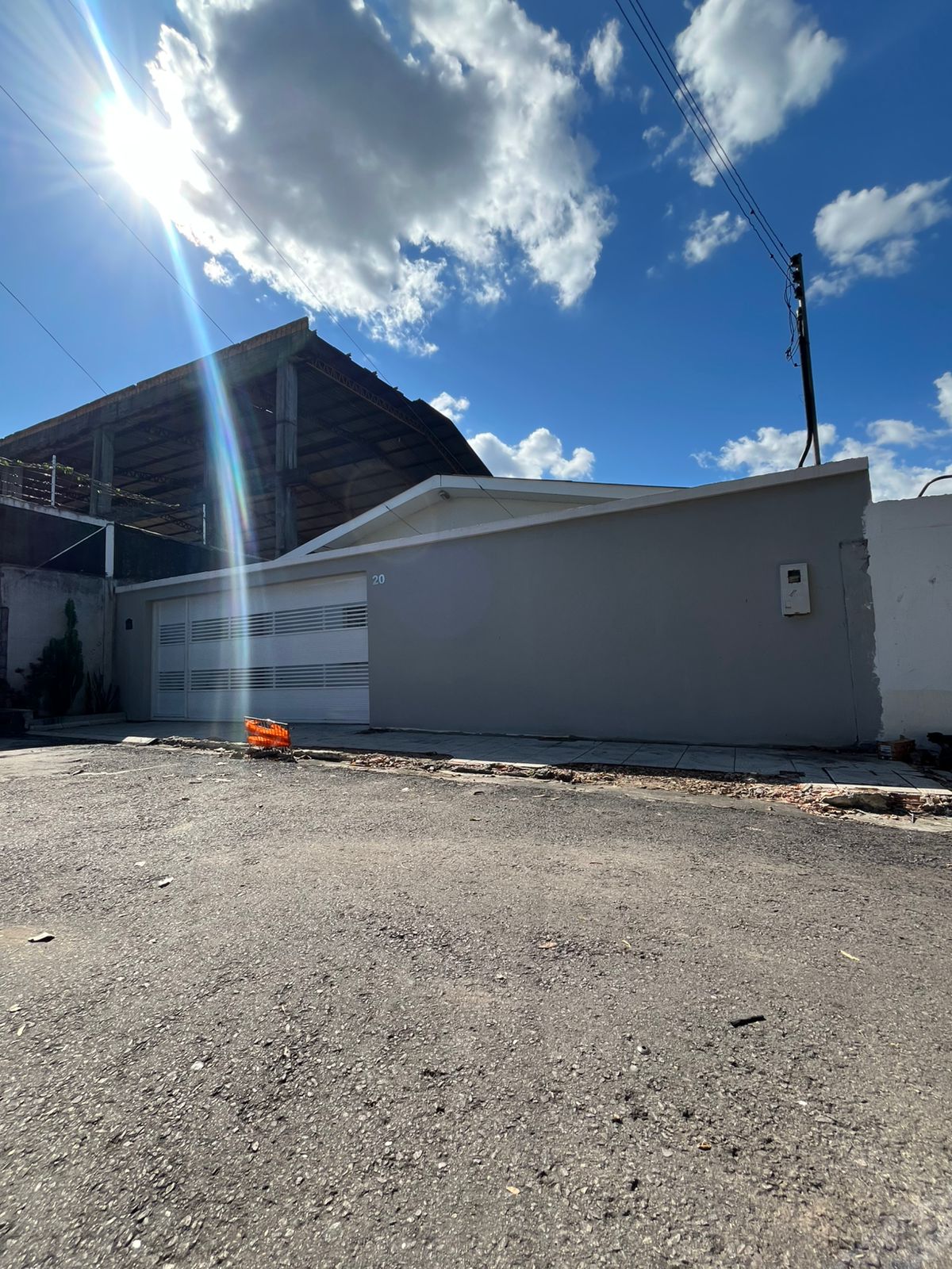 Vendo Casa Cachoeirnha - com Quintal