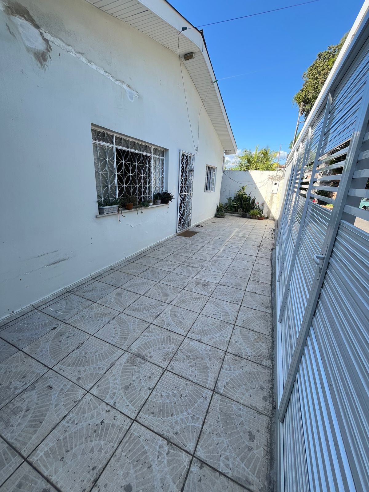 Vendo Casa Cachoeirnha - com Quintal
