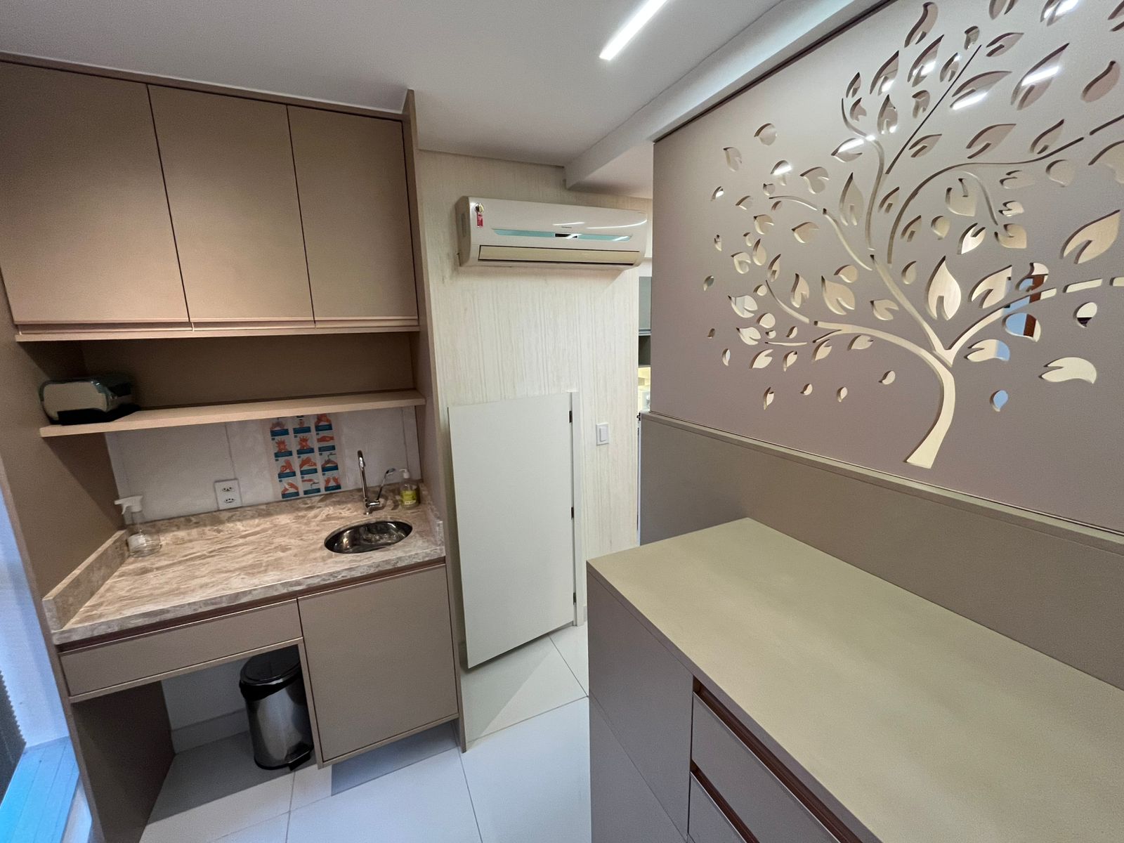 Vendo Sala Atlantic Tower - Reformada - Av. Djalma Batista