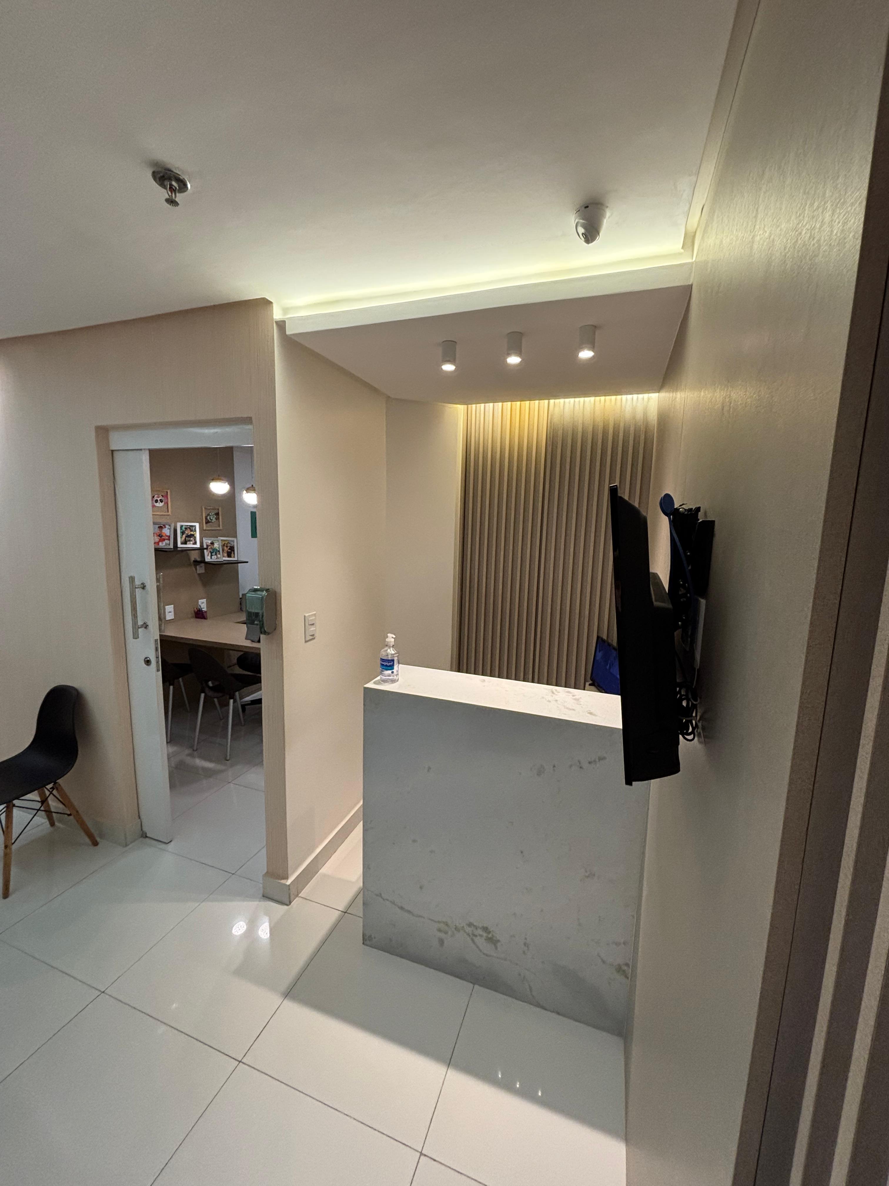 Vendo Sala Atlantic Tower - Reformada - Av. Djalma Batista