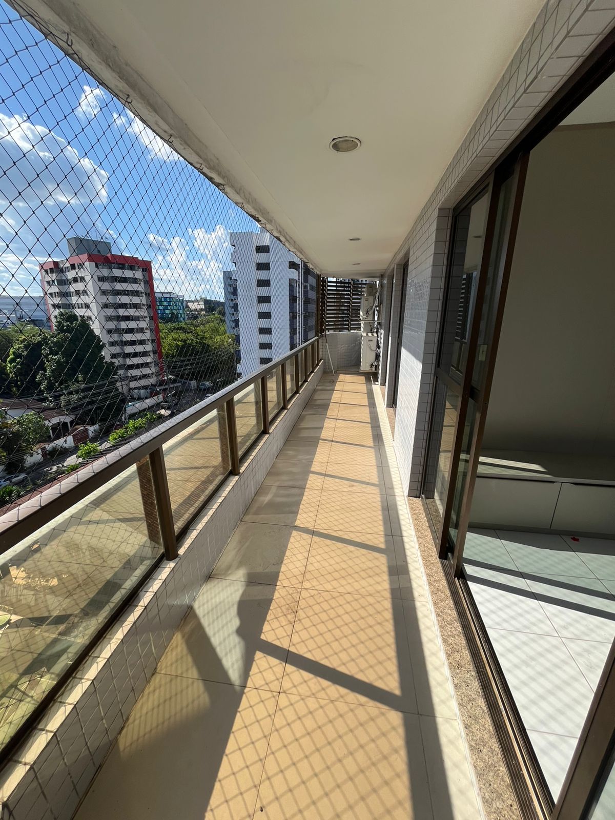 Apartamento 4 quartos Vieiralves