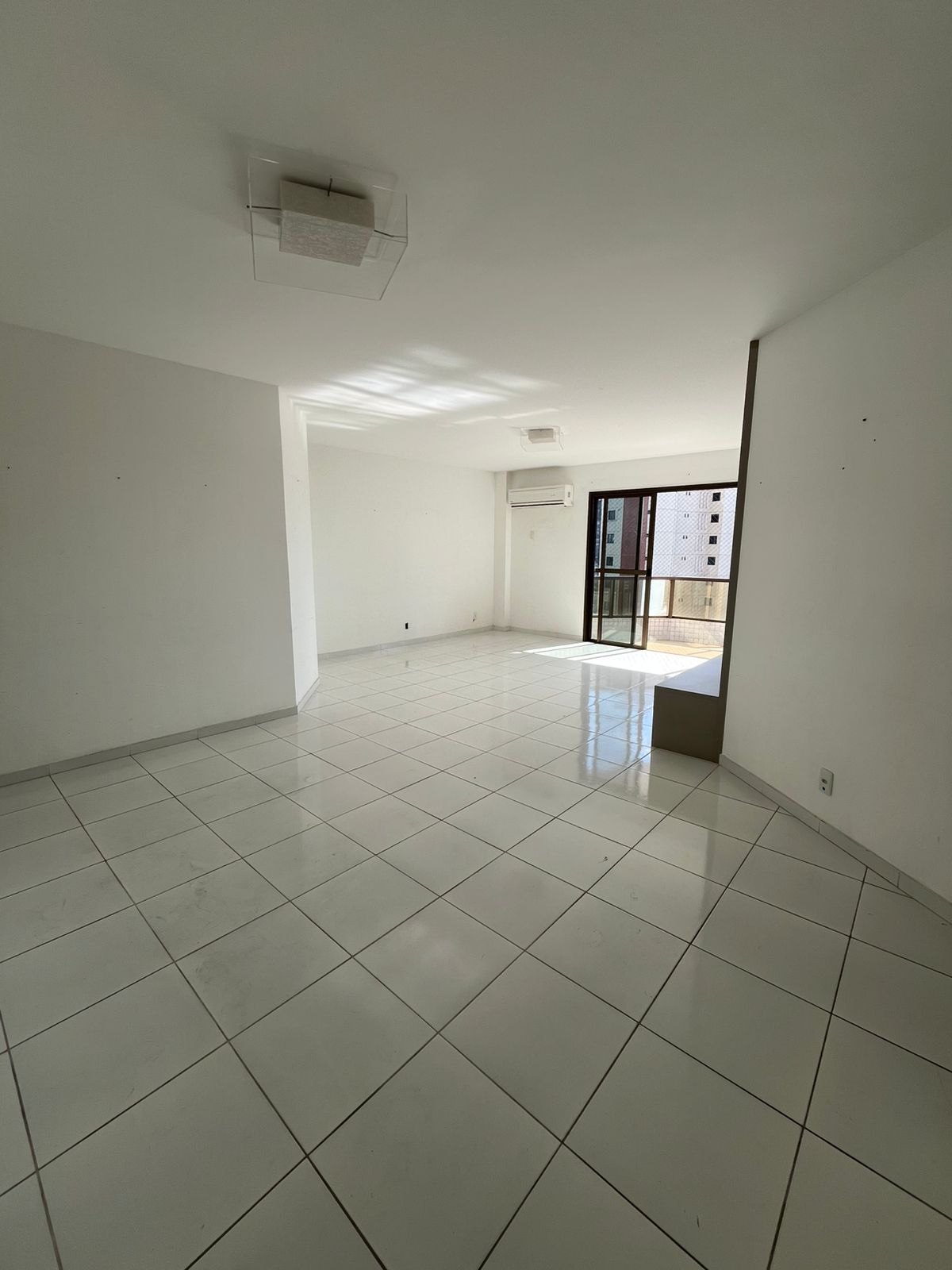 Apartamento 4 quartos Vieiralves