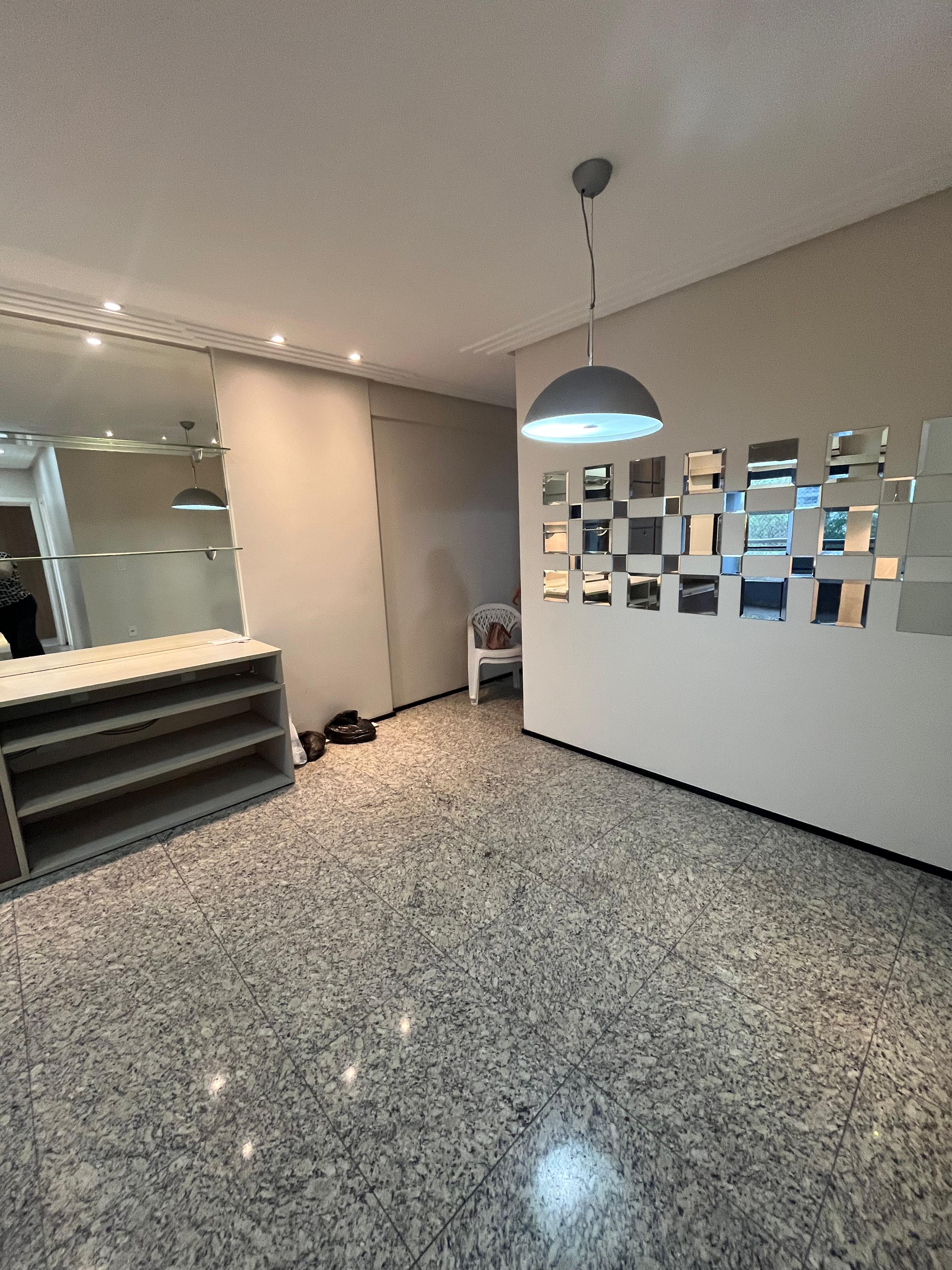 Alugo Apartamento no Vieiralves - Cond. Bromélia