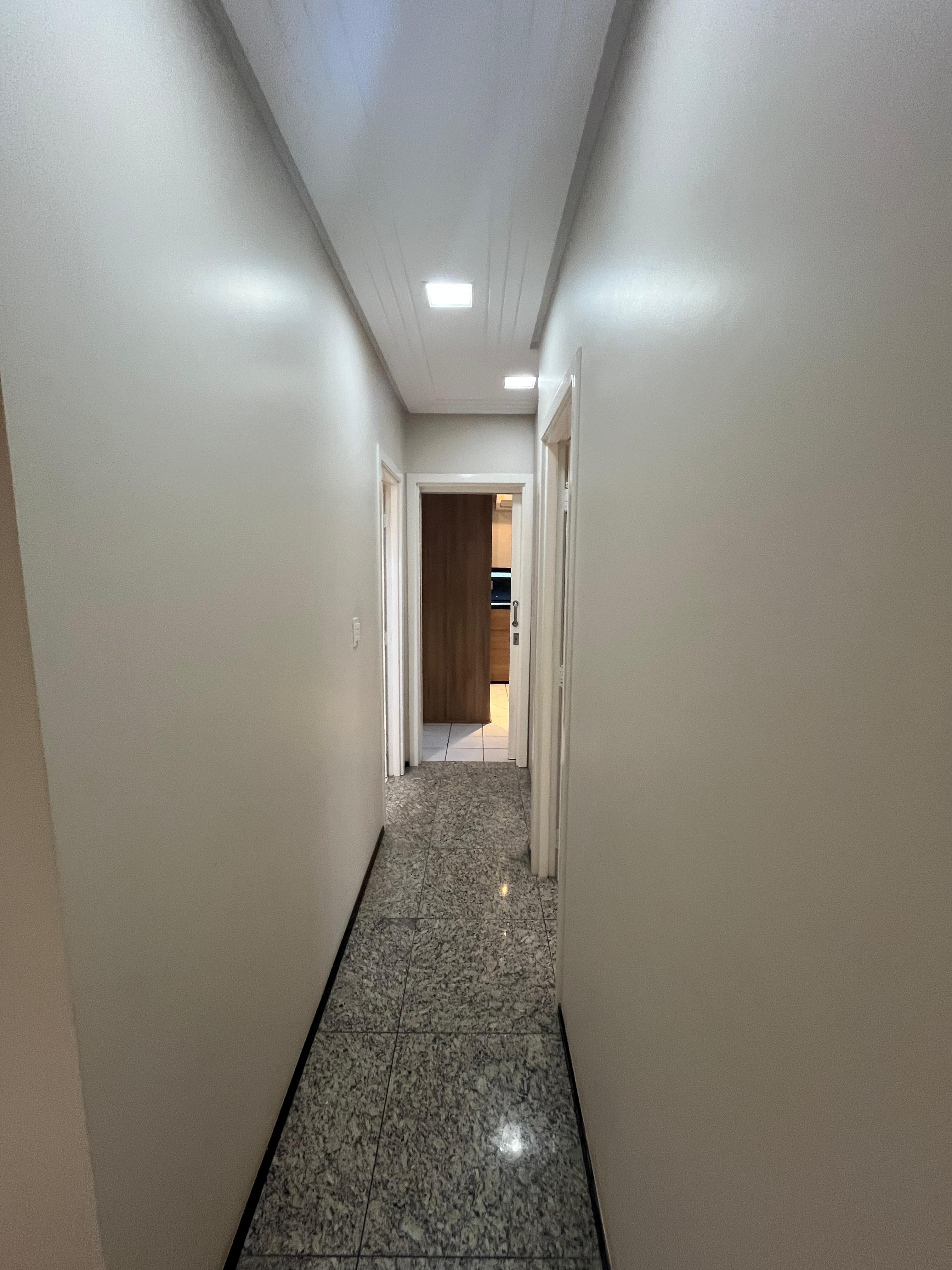 Alugo Apartamento no Vieiralves - Cond. Bromélia