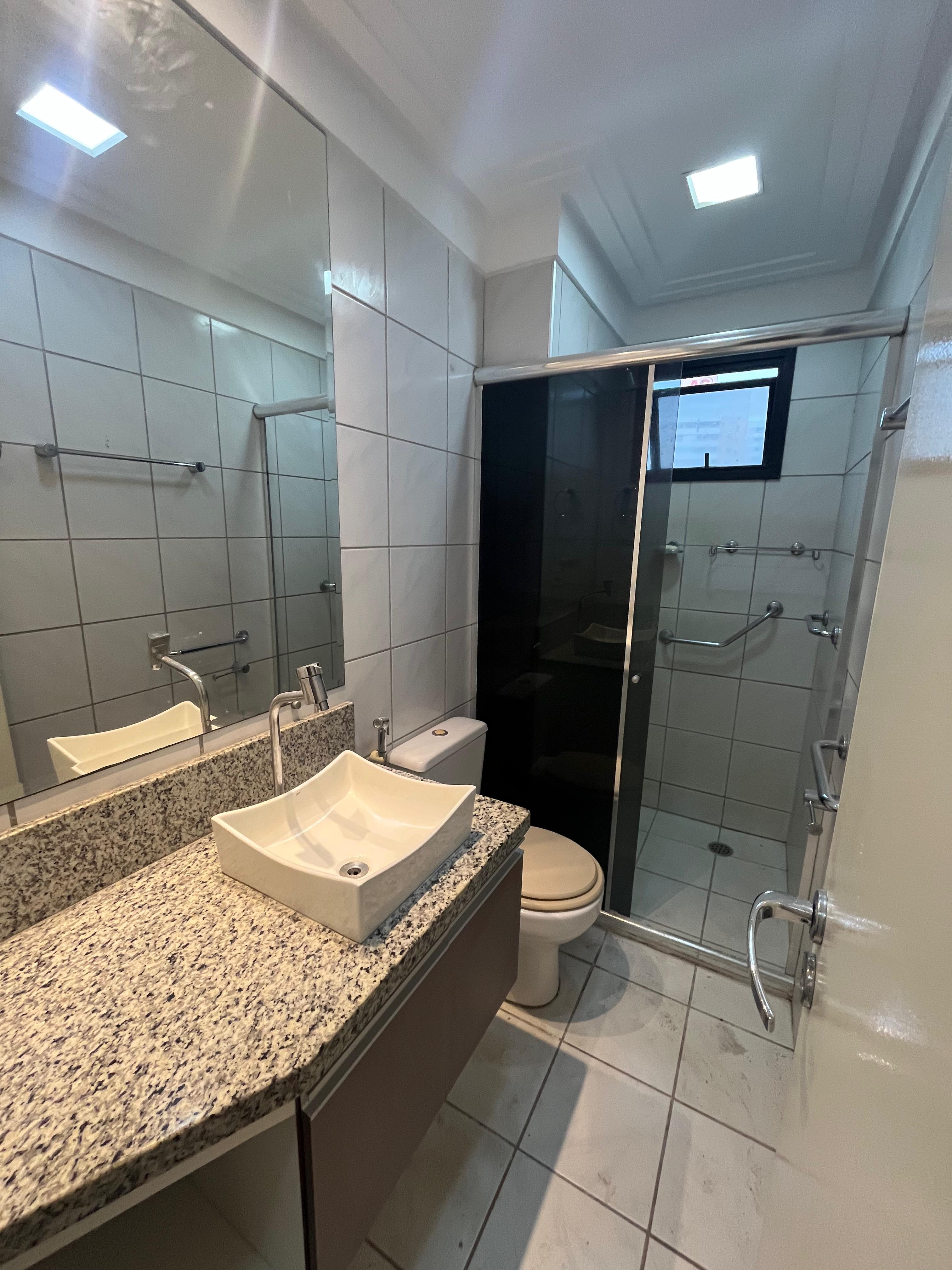 Alugo Apartamento no Vieiralves - Cond. Bromélia