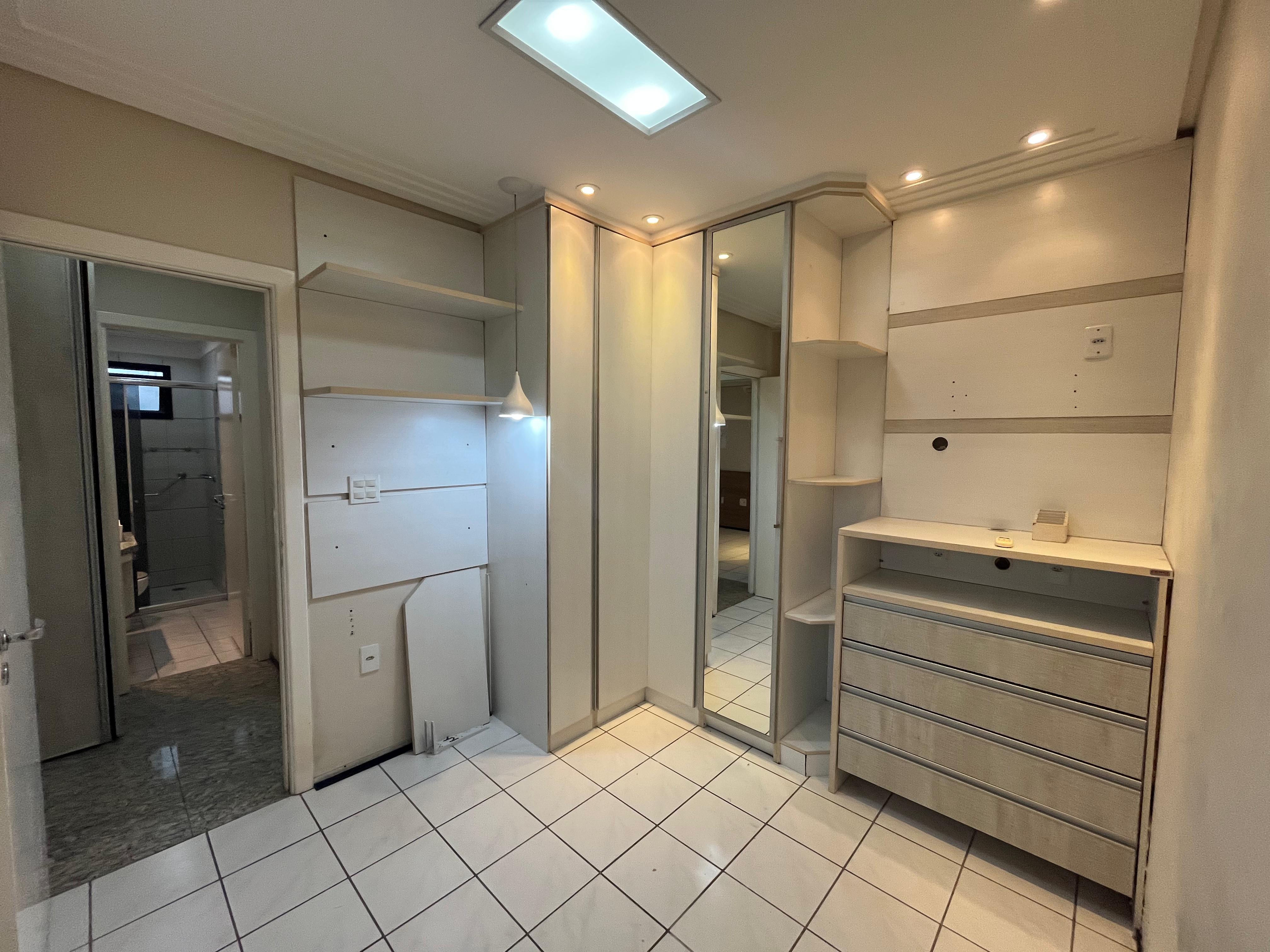 Alugo Apartamento no Vieiralves - Cond. Bromélia