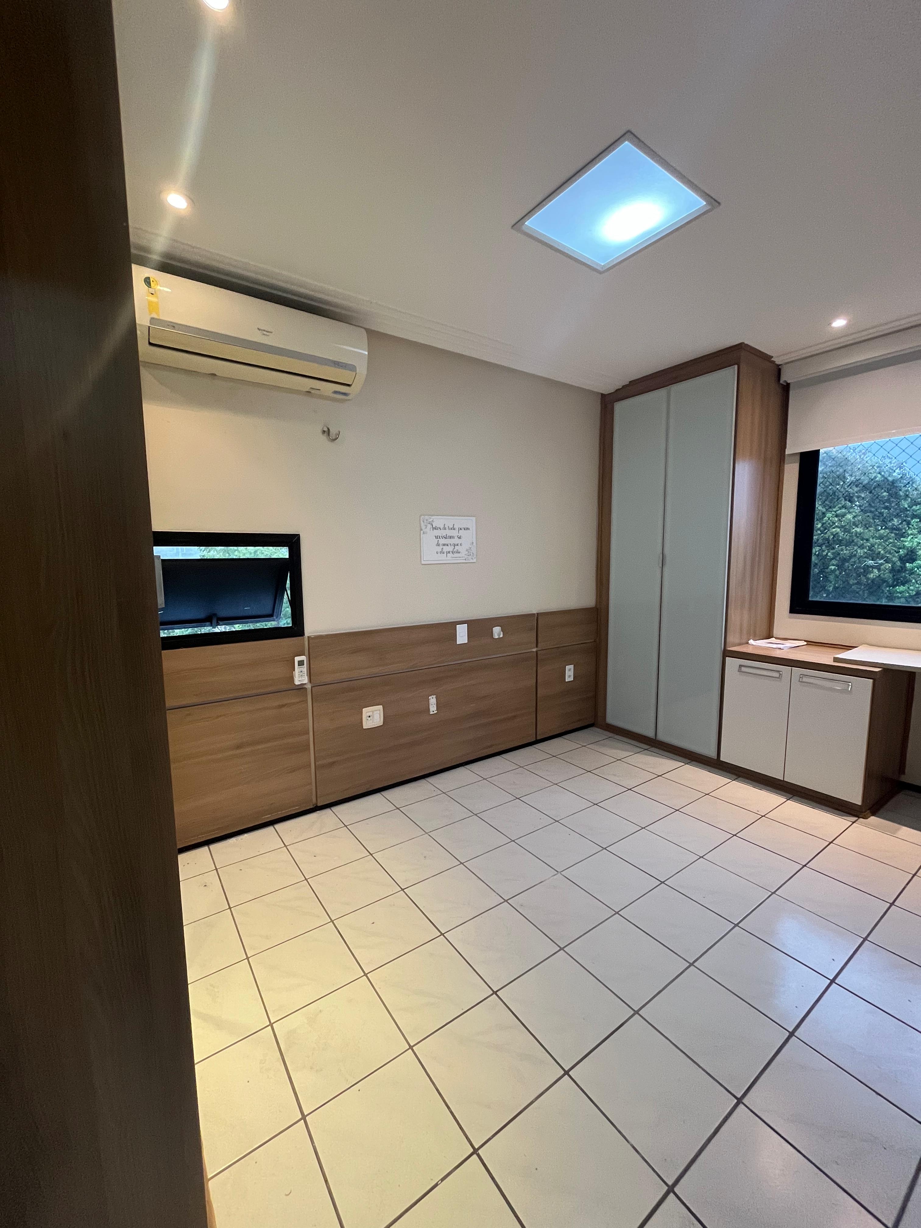 Alugo Apartamento no Vieiralves - Cond. Bromélia