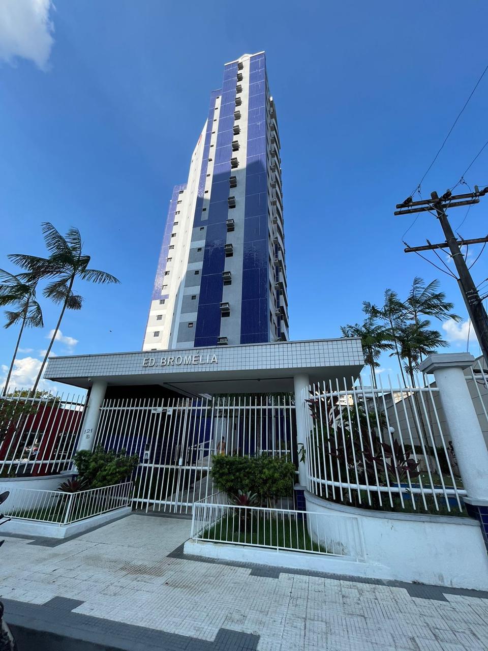 Alugo Apartamento no Vieiralves - Cond. Bromélia
