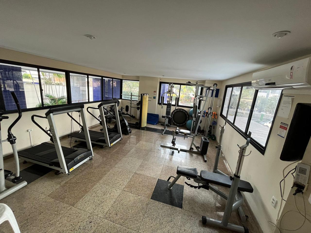 Alugo Apartamento no Vieiralves - Cond. Bromélia