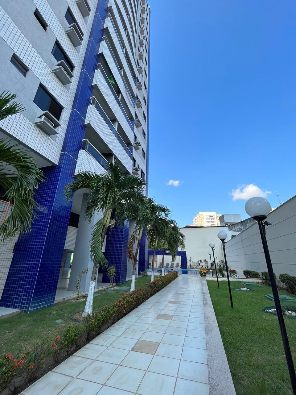 Alugo Apartamento no Vieiralves - Cond. Bromélia