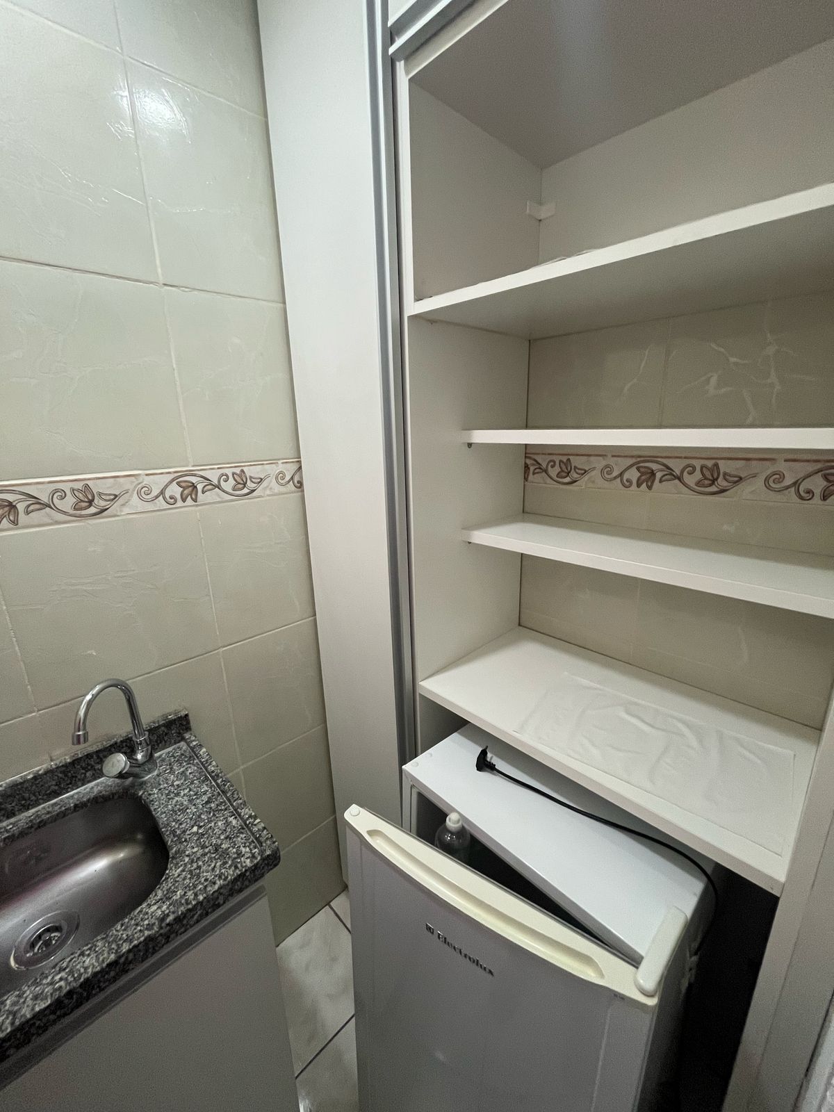 Vendo Sala Comercial Mobiliada - Edifício Vieiralves Business