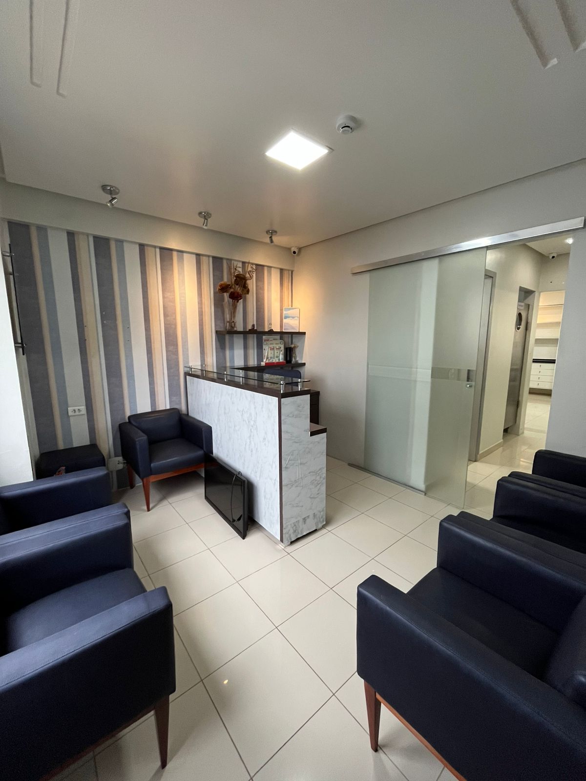 Vendo Consultório PRONTO - Cemom