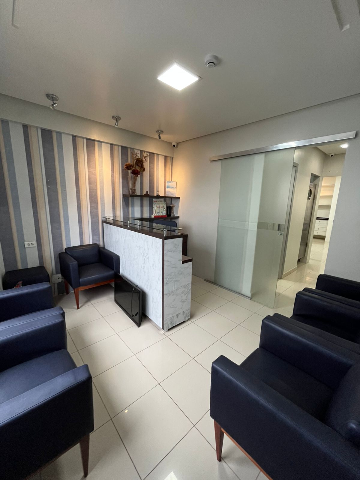 Vendo Consultório PRONTO - Cemom