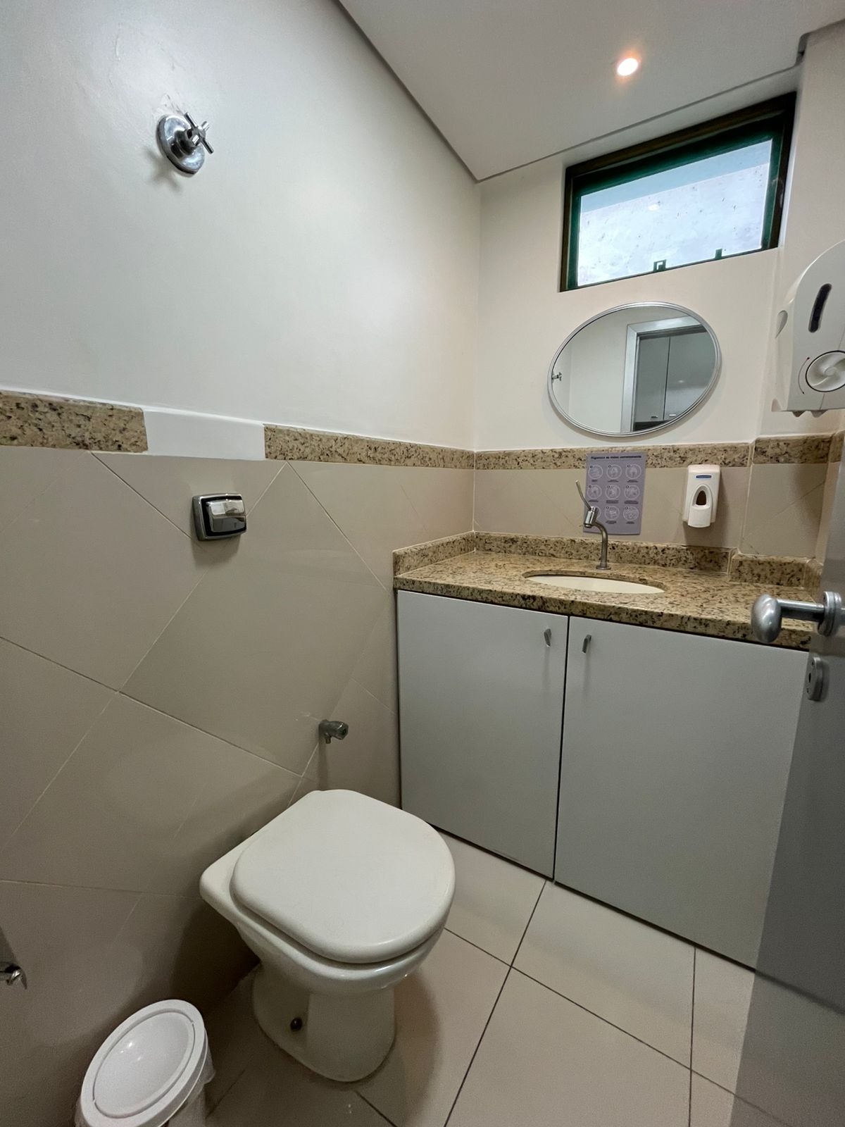 Vendo Consultório PRONTO - Cemom