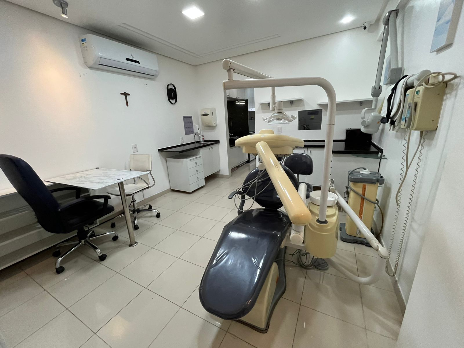 Vendo Consultório PRONTO - Cemom