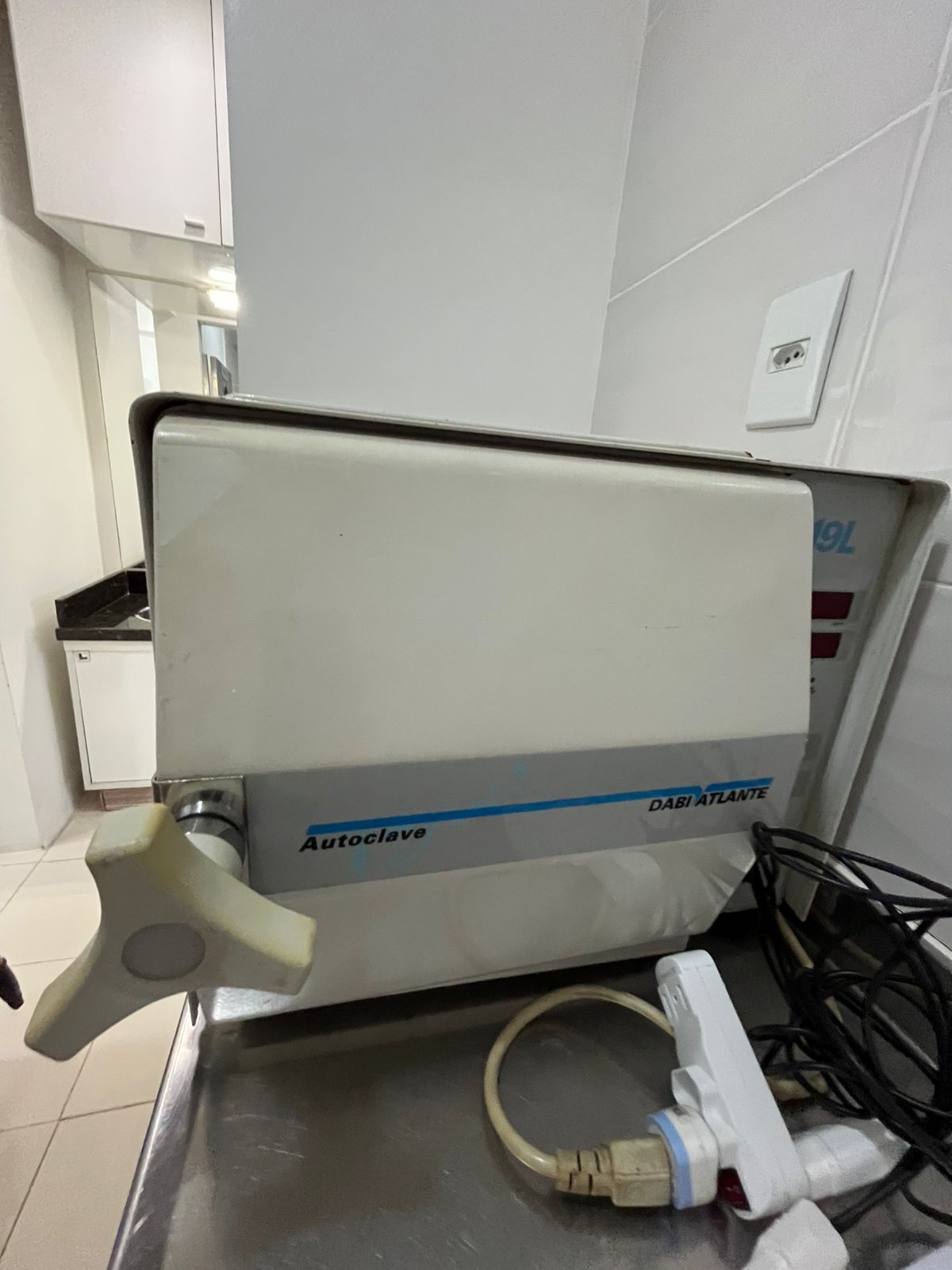 Vendo Consultório PRONTO - Cemom