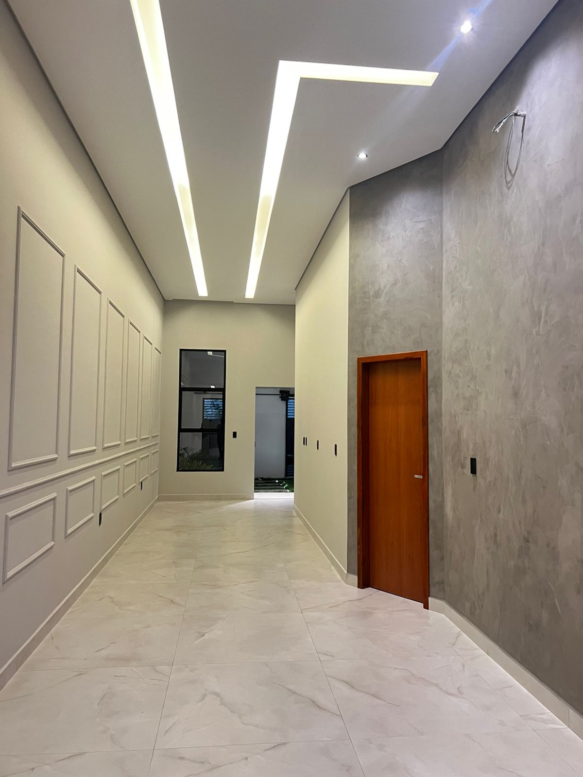 Vendo Casa Alto Padrão - P. 10  - Nova