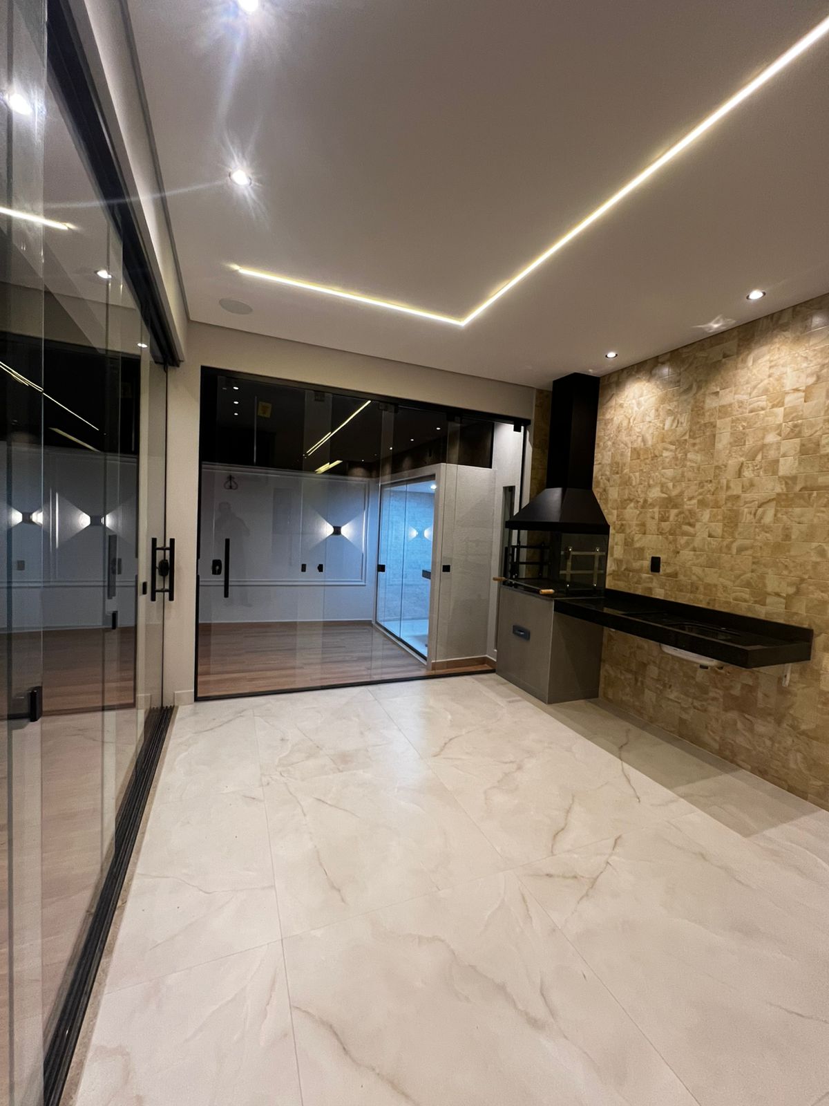 Vendo Casa Alto Padrão - P. 10  - Nova