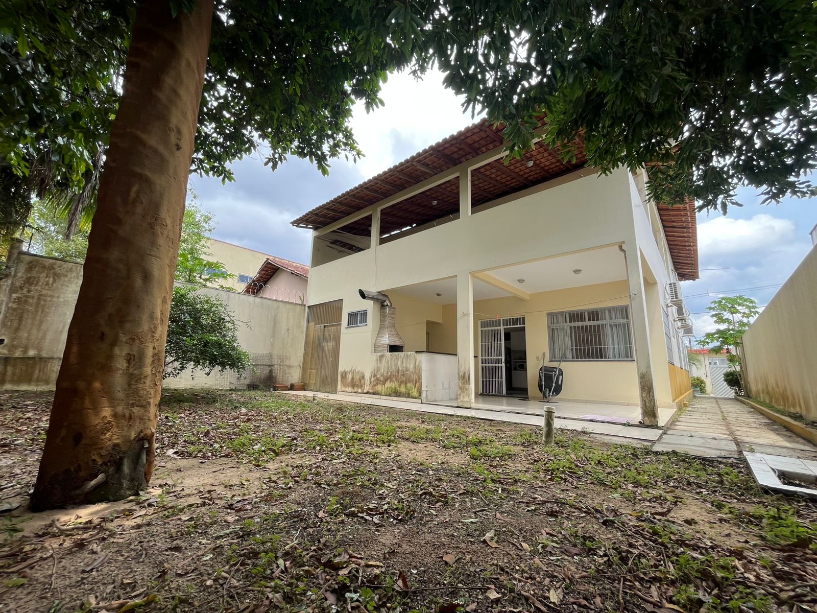 Vendo Casa Duplex com quintal  - Residencial Cachoeira Grande - Novo Aleixo