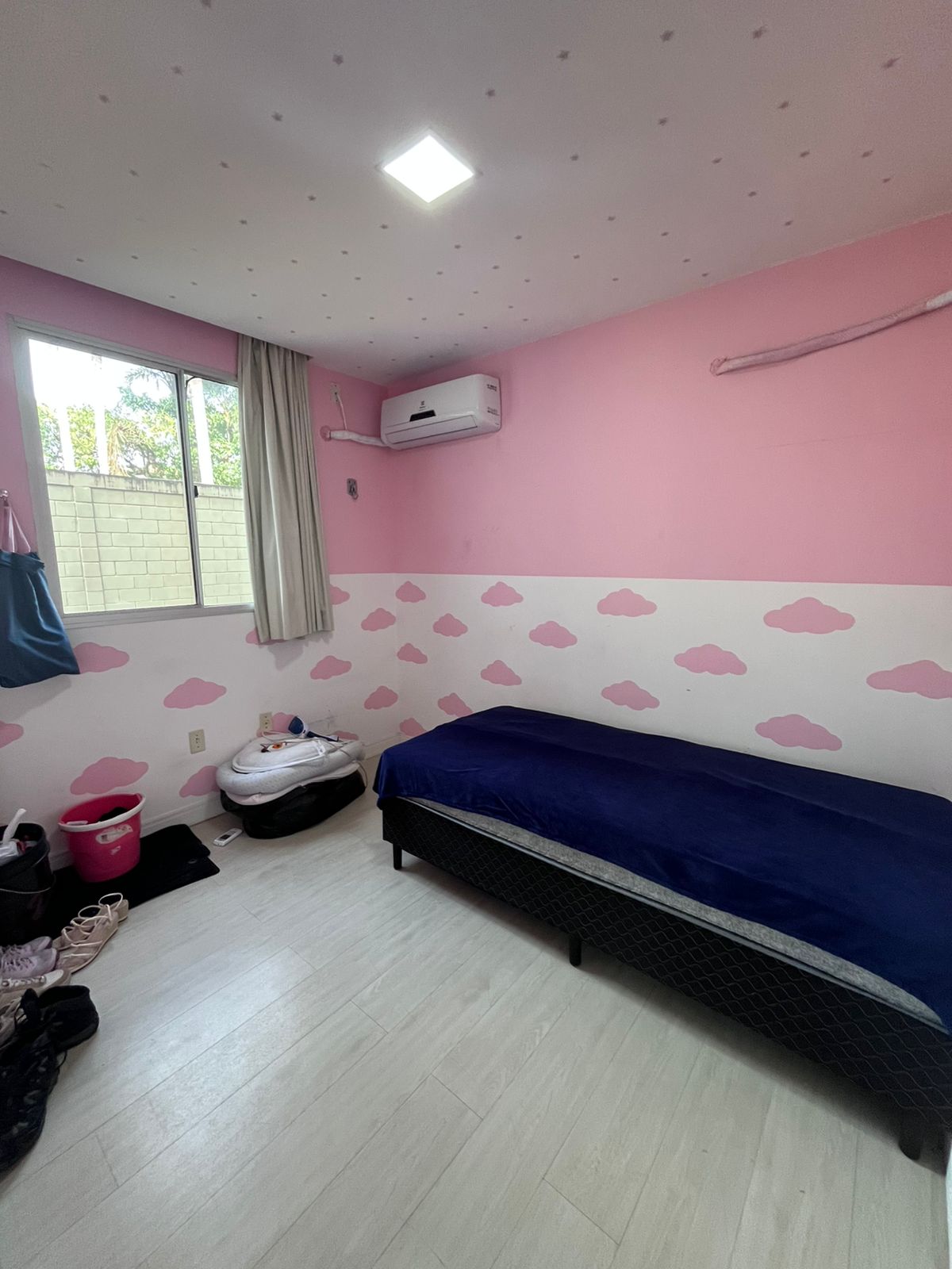 Vendo Apartamento REFORMADO e MOBILIADO 