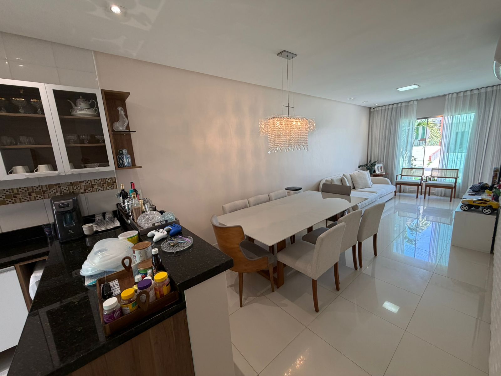 Vendo Casa Térrea com piscina Condomínio Forest Hill
