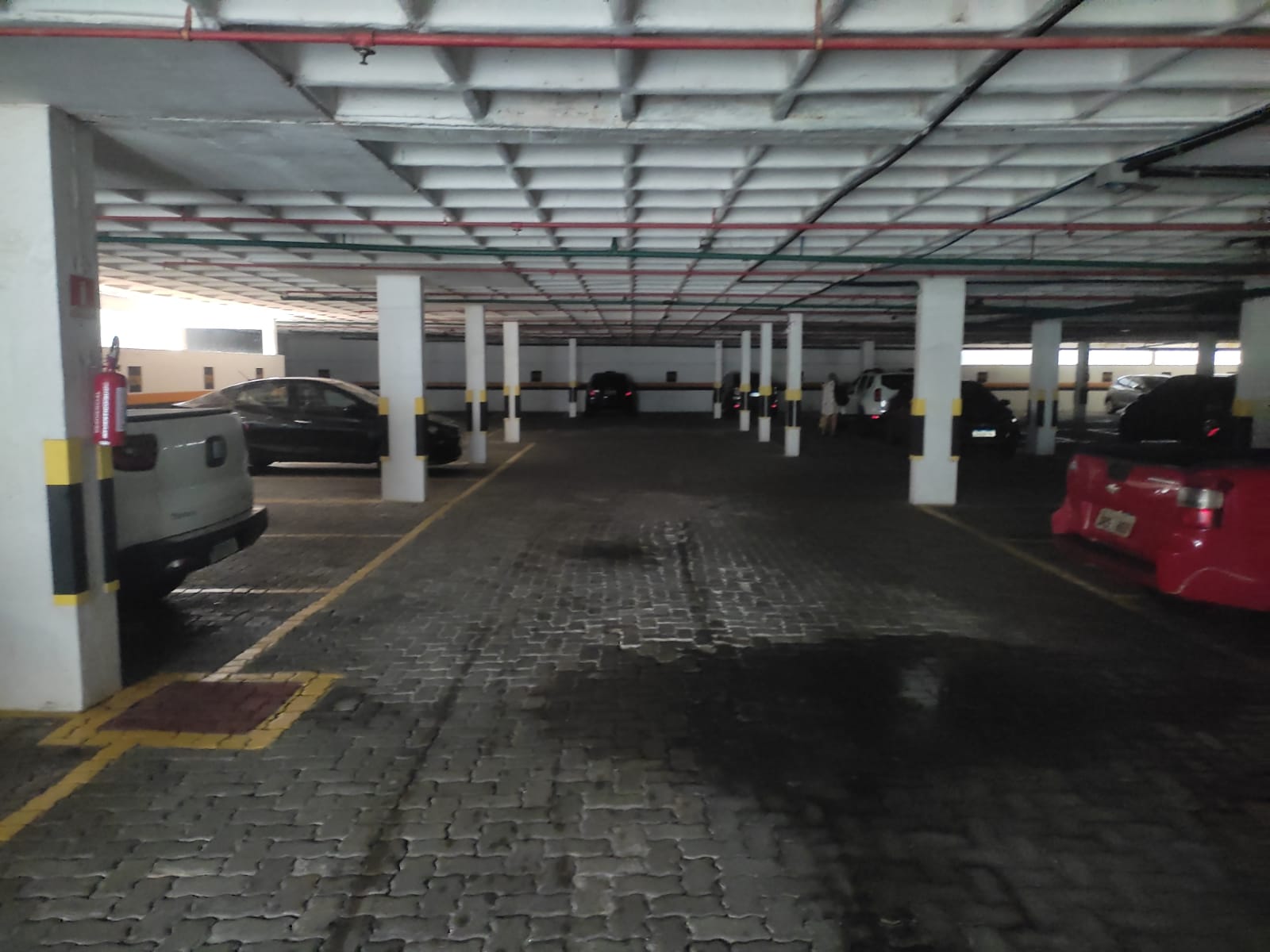 VERAS VENDE AP 2 QUARTOS NO ED ATLANTICO SUL