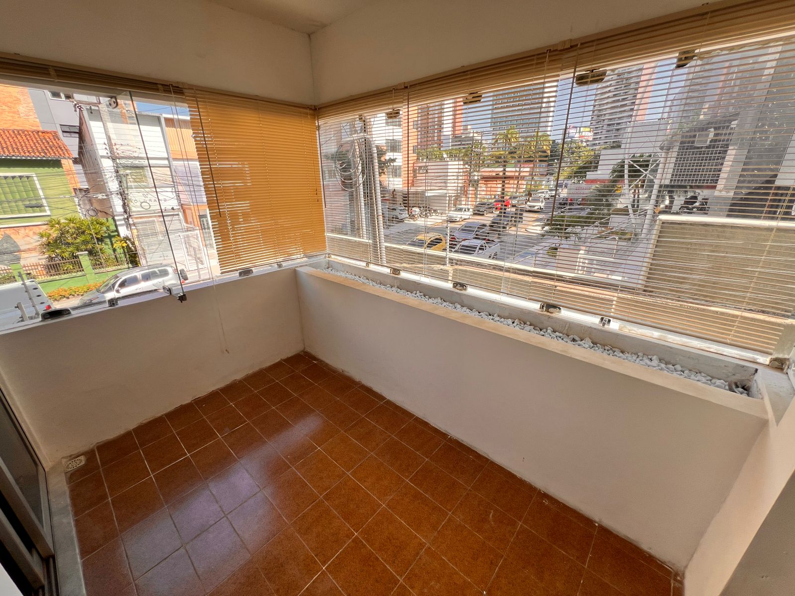 VERAS VENDE AP 200m2 NA ALDEOTA