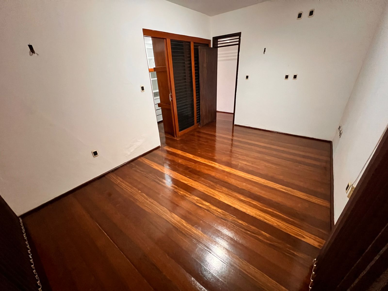 VERAS VENDE AP 200m2 NA ALDEOTA