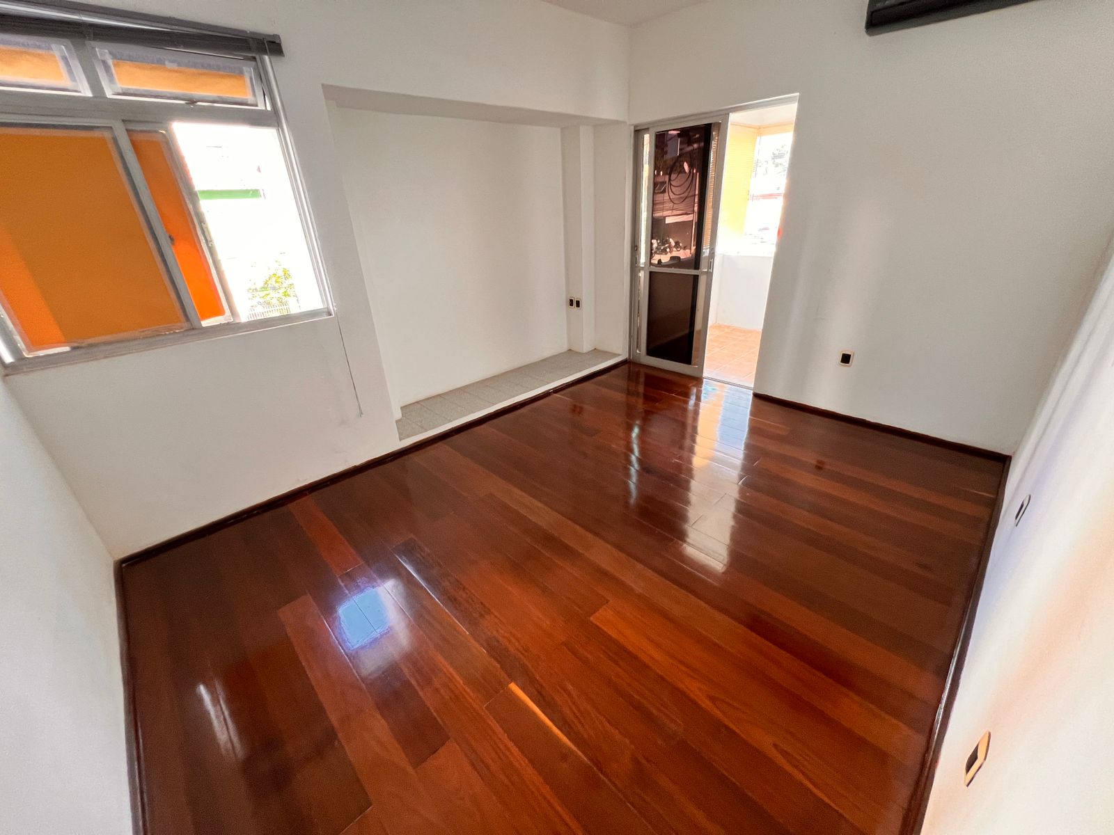 VERAS VENDE AP 200m2 NA ALDEOTA