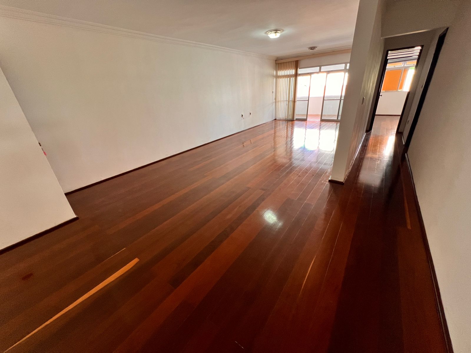 VERAS VENDE AP 200m2 NA ALDEOTA
