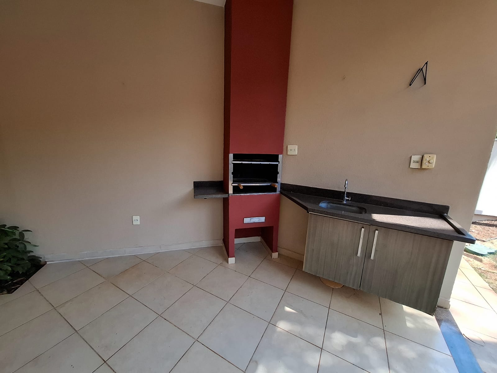 Casa Térrea à venda, Residencial Nova Aliança, 03 suítes, 190m², Nova Aliança, Ribeirão Preto - SP