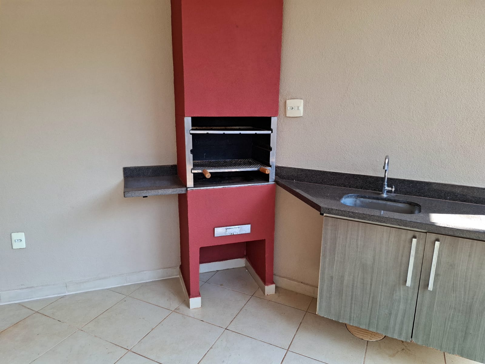 Casa Térrea à venda, Residencial Nova Aliança, 03 suítes, 190m², Nova Aliança, Ribeirão Preto - SP