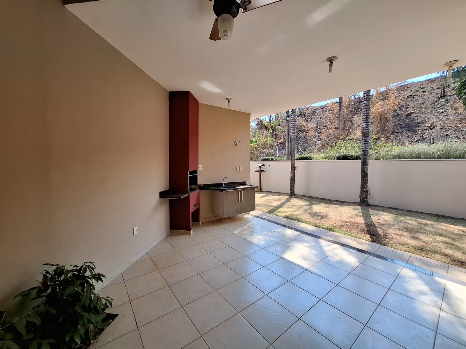 Casa Térrea à venda, Residencial Nova Aliança, 03 suítes, 190m², Nova Aliança, Ribeirão Preto - SP