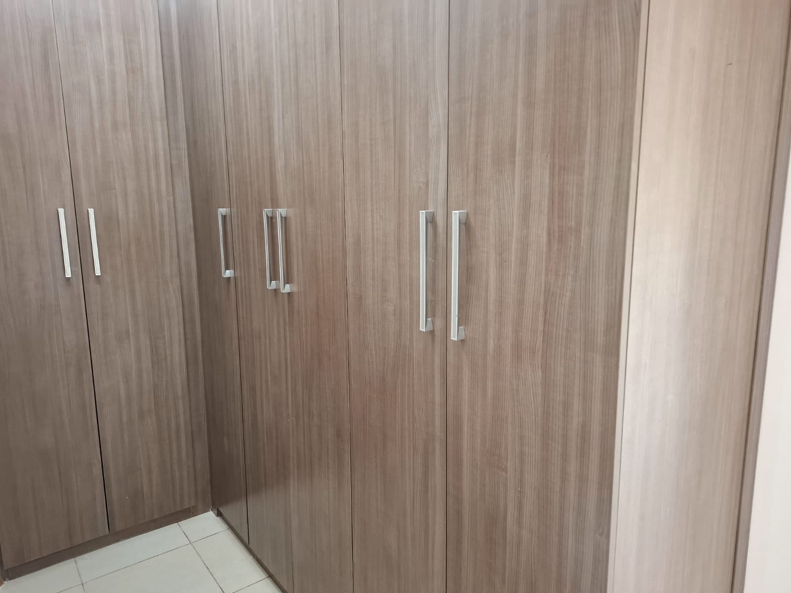 Casa Térrea à venda, Residencial Nova Aliança, 03 suítes, 190m², Nova Aliança, Ribeirão Preto - SP