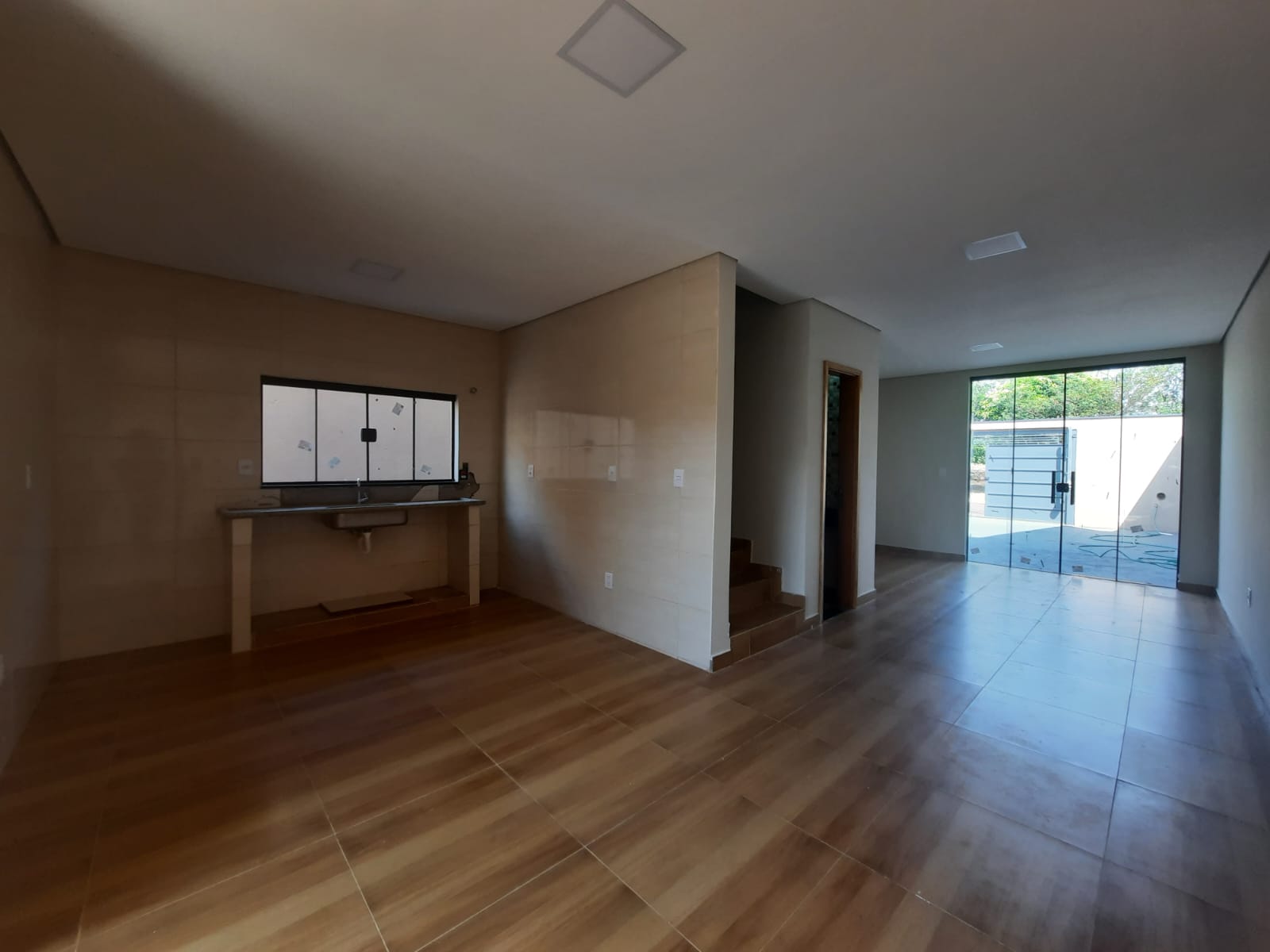 Sobrado à venda, 140m², 02 suítes, Jardim Recanto das Flores, Bonfim Paulista, SP