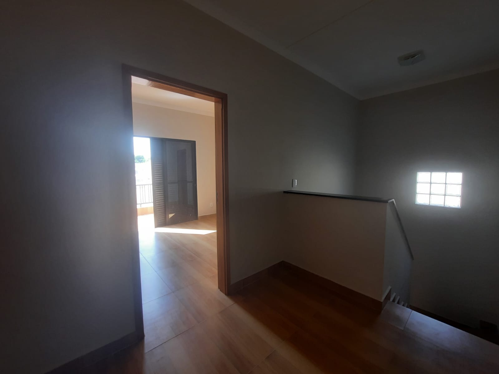 Sobrado à venda, 140m², 02 suítes, Jardim Recanto das Flores, Bonfim Paulista, SP