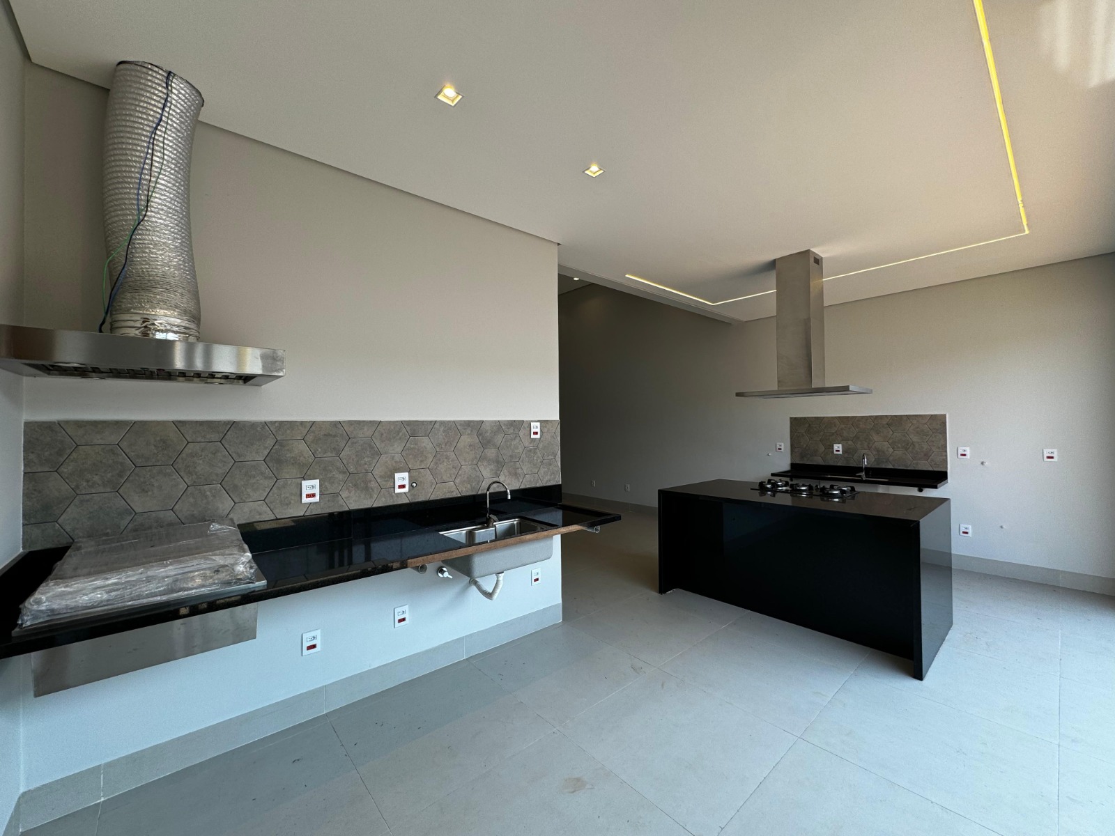 Casa à venda, 173m², 03 suítes, Portal Aroeira, Vivendas da Mata, Ribeirão Preto, SP
