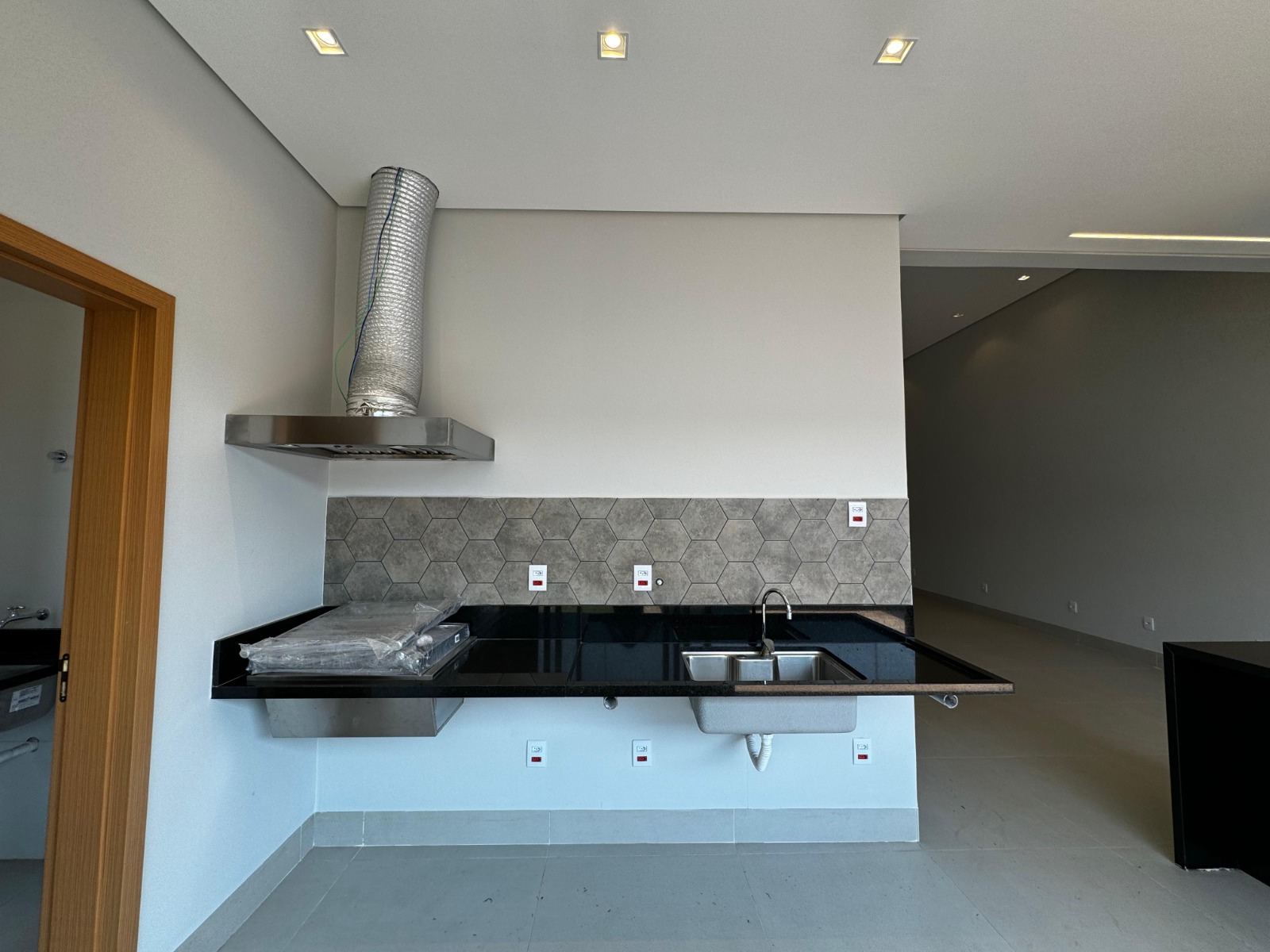 Casa à venda, 173m², 03 suítes, Portal Aroeira, Vivendas da Mata, Ribeirão Preto, SP