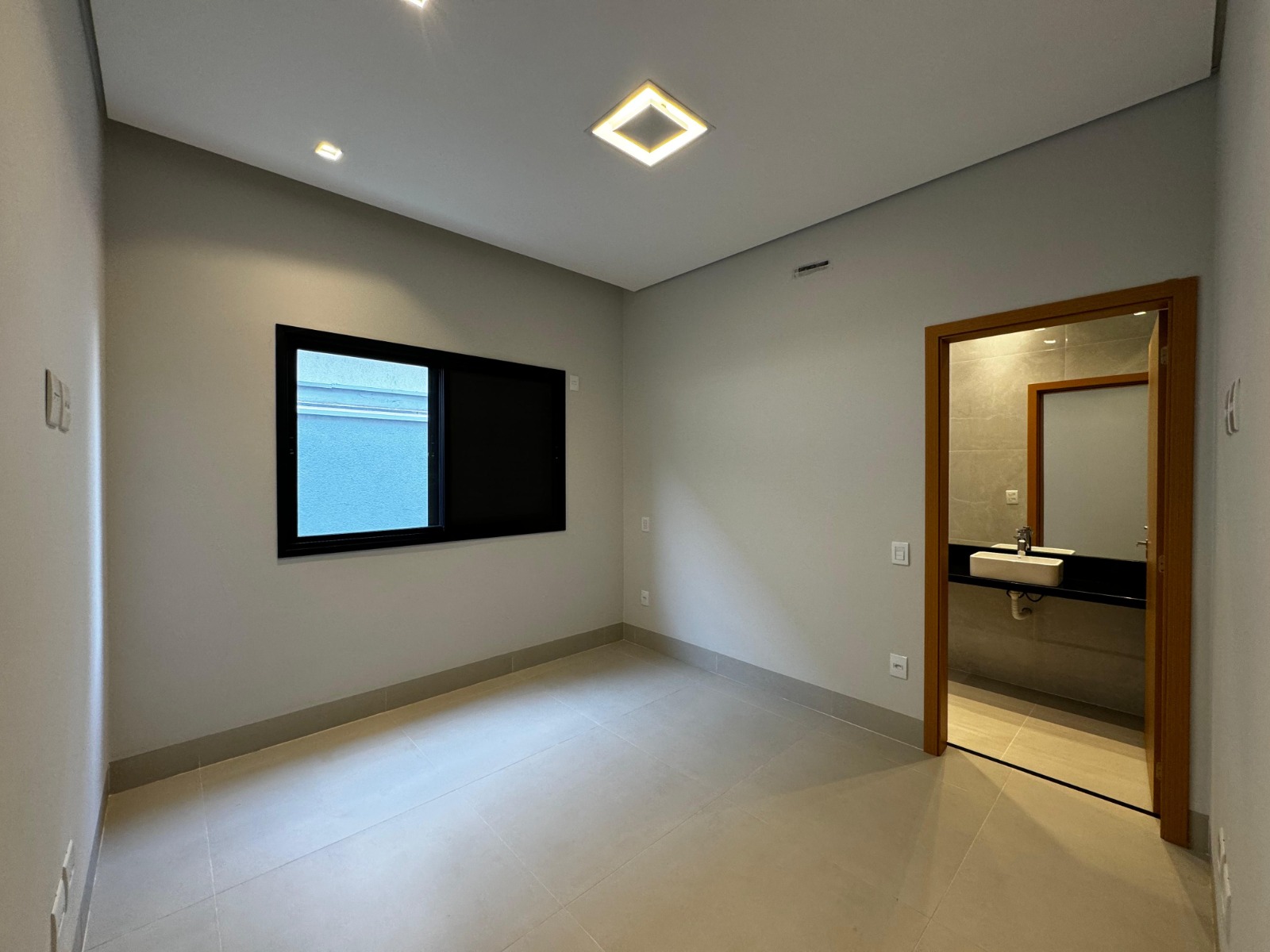 Casa à venda, 173m², 03 suítes, Portal Aroeira, Vivendas da Mata, Ribeirão Preto, SP