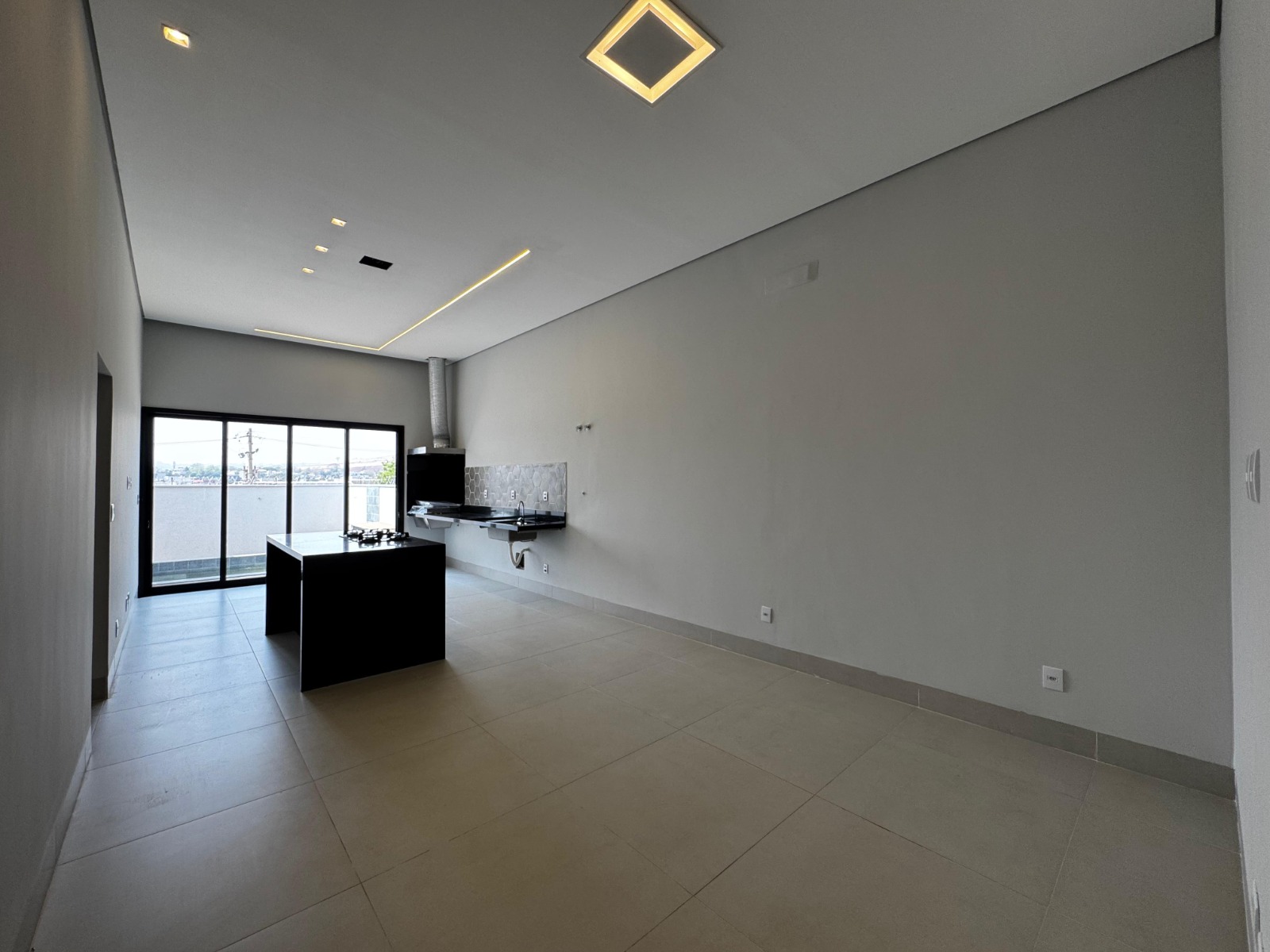 Casa à venda, 03 suítes, 137m², Vila das Acácias, Terras de Santa Martha, Bonfim Paulista, SP