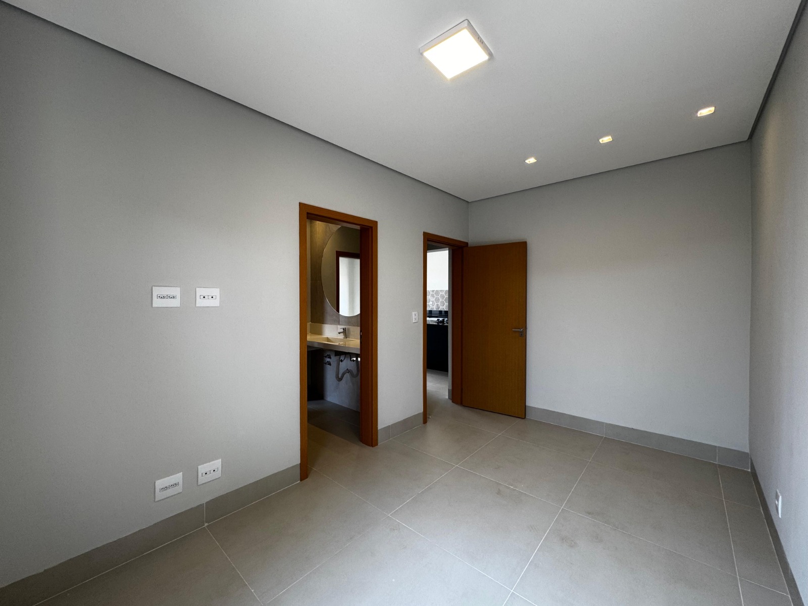 Casa à venda, 03 suítes, 137m², Vila das Acácias, Terras de Santa Martha, Bonfim Paulista, SP
